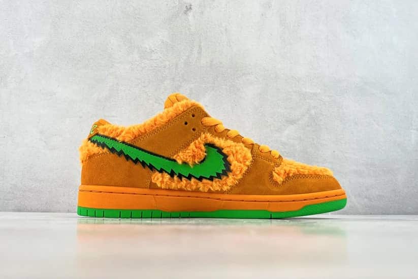 Dunk Low Grateful Dead